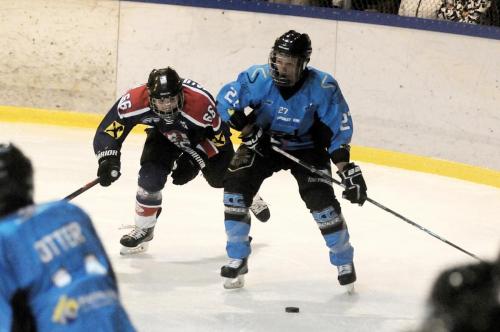 Sport-KW44-Eishockey2-DSC 2380